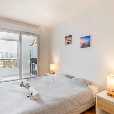 Daire Guestready - A Spacious Near Eiffel Tower