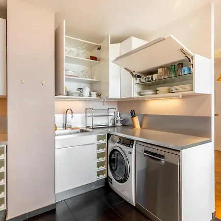 Daire Guestready - A Spacious Near Eiffel Tower